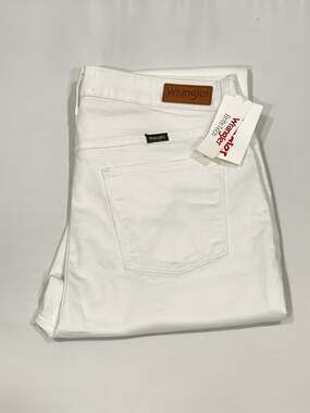 NWT WRANGLER Bright Tech Skinny Jeans White Size 14